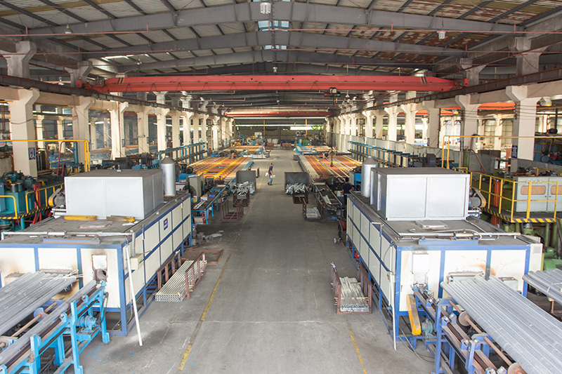 超美鋁業(yè)新增1000噸機(jī)臺(tái)，共有擠壓機(jī)11臺(tái)